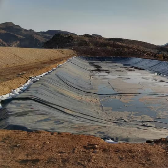 Operación minera con geomembranas